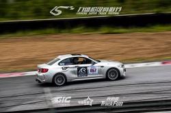 lol季中赛-包含连胜势头难挡！赛车豪取十连胜的词条