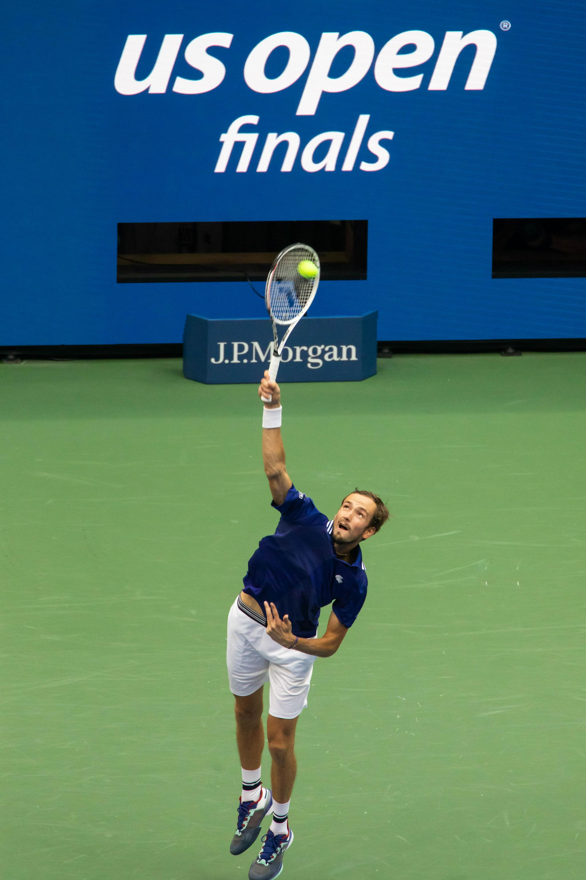 法网险胜ATP总决赛,梅德韦杰夫关键制胜的简单介绍 法网险胜ATP总决赛,梅德韦杰夫关键制胜的简单介绍